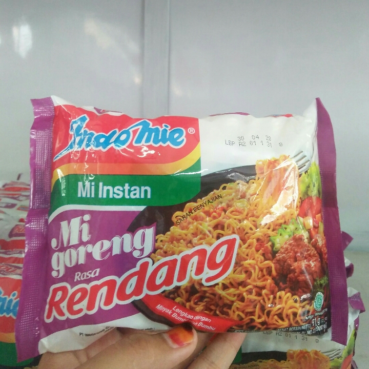 Indomie Mi Goreng Rendang 