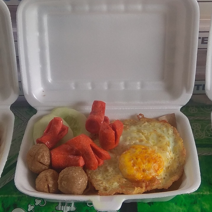 Indomie Sadiss Paket Komplit