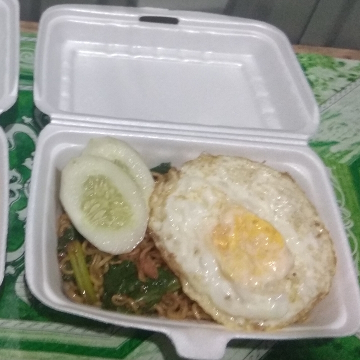 Indomie Sadiss Telor