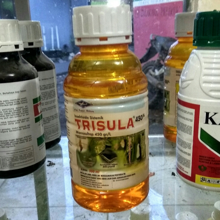 Insektisida Trisula 500ml