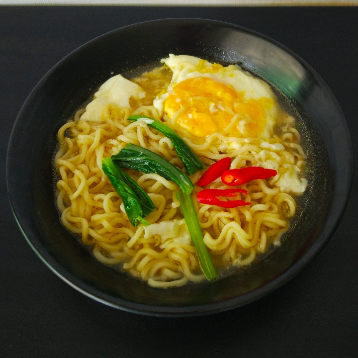 Intelbus Indomie Telor Rebus