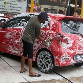 JASA CUCI BODI VACUM MERK SEMUA JENIS MOBIL PER UNIT 2