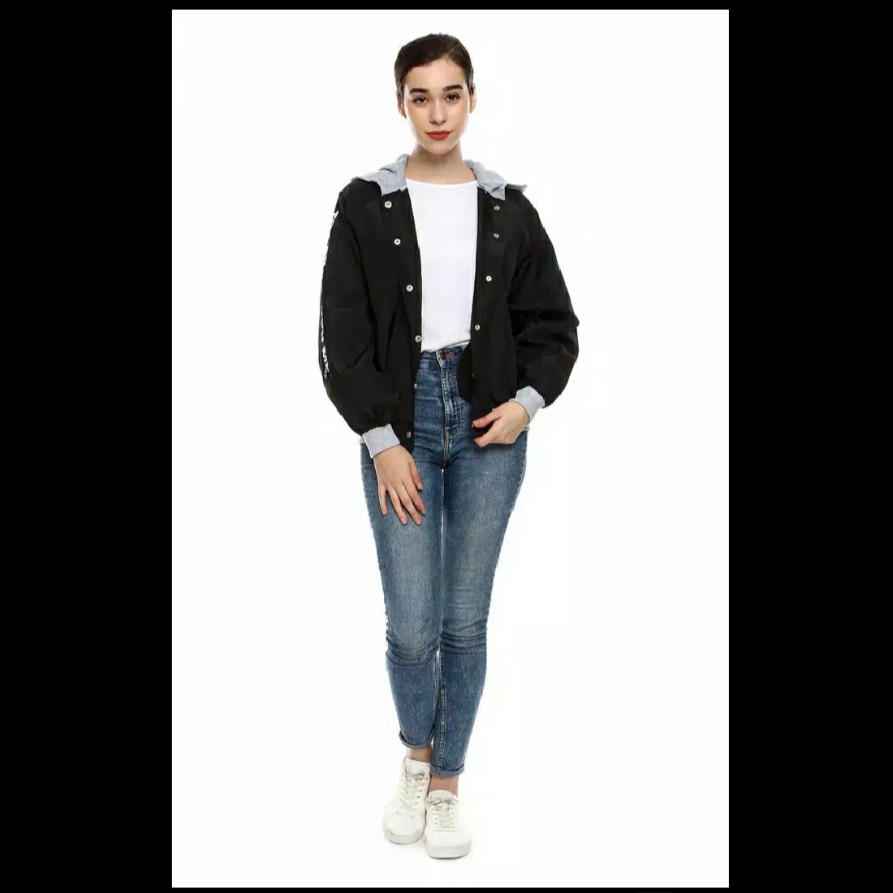 Jaket Wanita Parasut Topi Rib Black 2