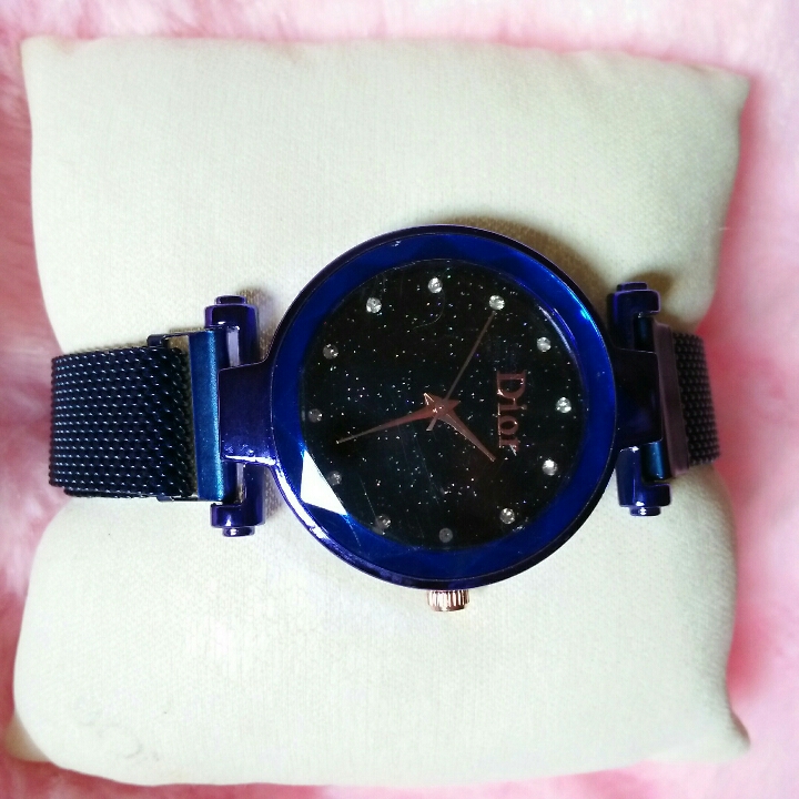 Jam Magnet Biru 