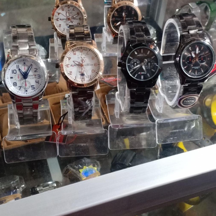 Jam Tangan Anti Air