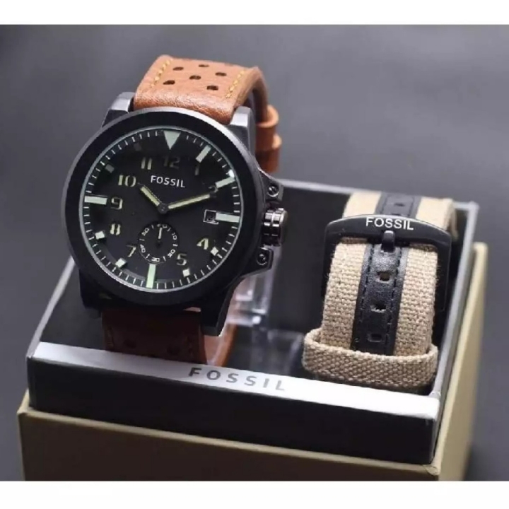 Jam Tangan Pria  Leather Dua Warna 