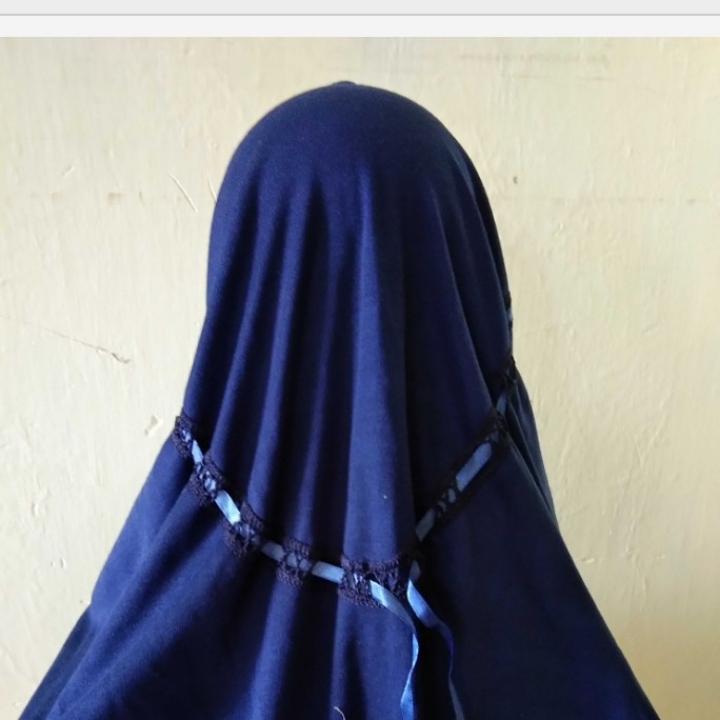 Jilbab Sekolah SMP