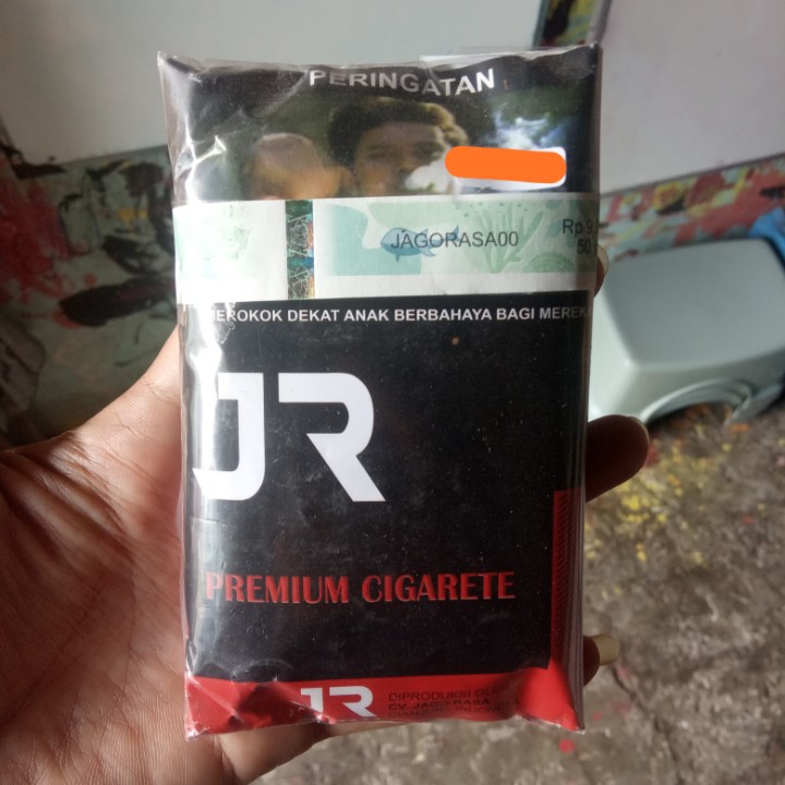 Jr Premium Merah