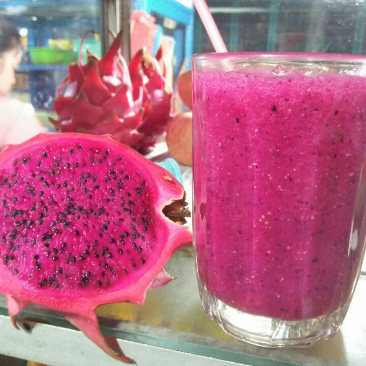 Jus Buah Naga Tanjaan