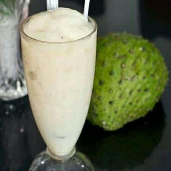 Jus Sirsak 100 persen Gula Asli 