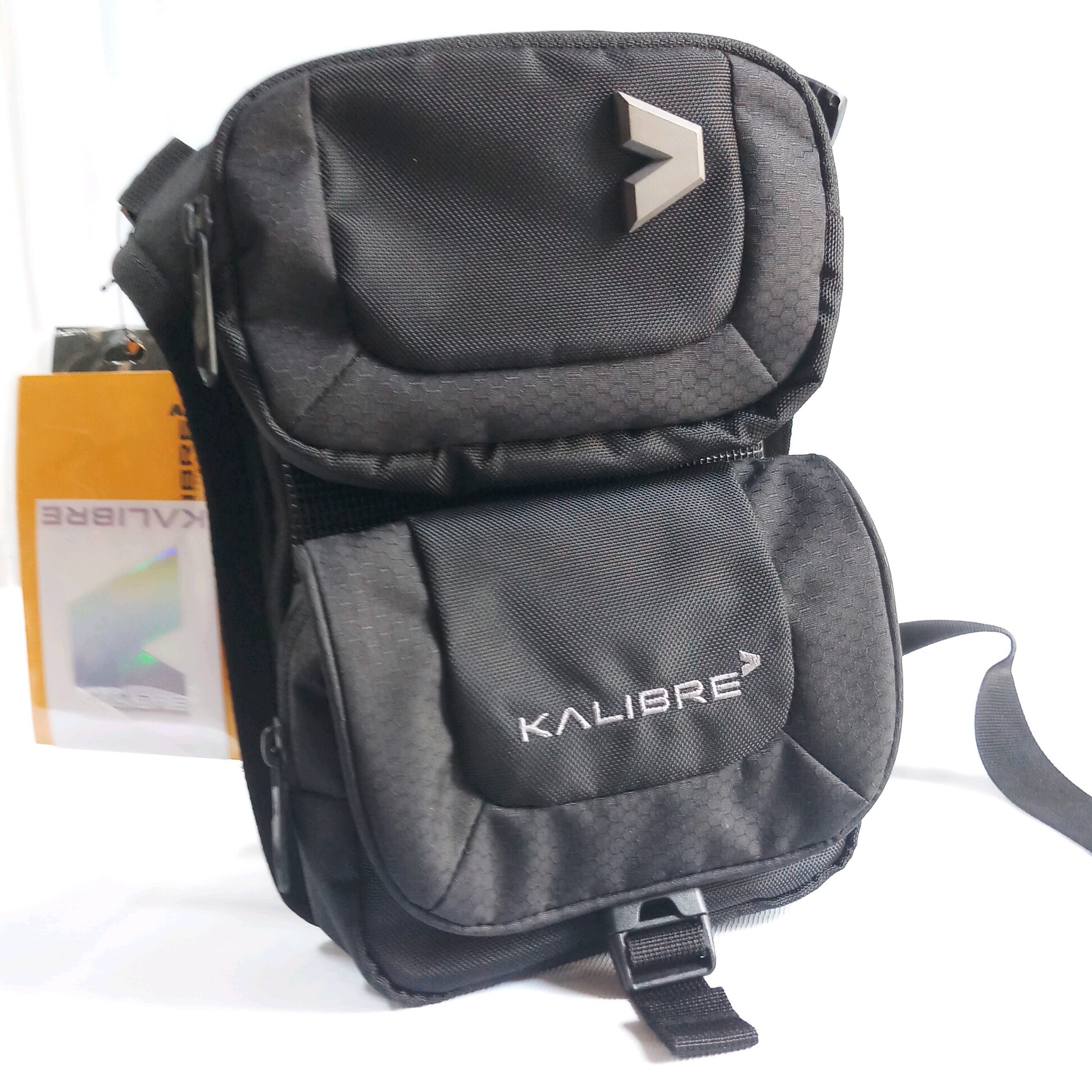 KALIBRE TAS THIGH BAG BLACK - RAZOR 3L -  920483 - 000 MERK KALIBRE PE