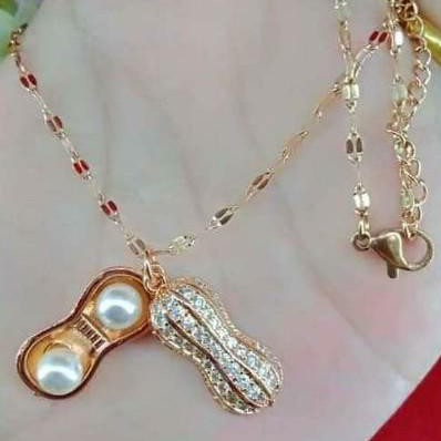 KALUNG WANITA TITANIUM MODEL KACANG