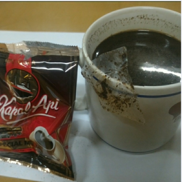 KOPI KAPAL API