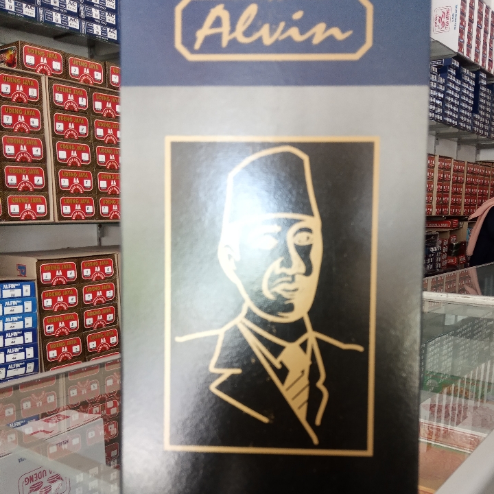 KOPIAH HITAM