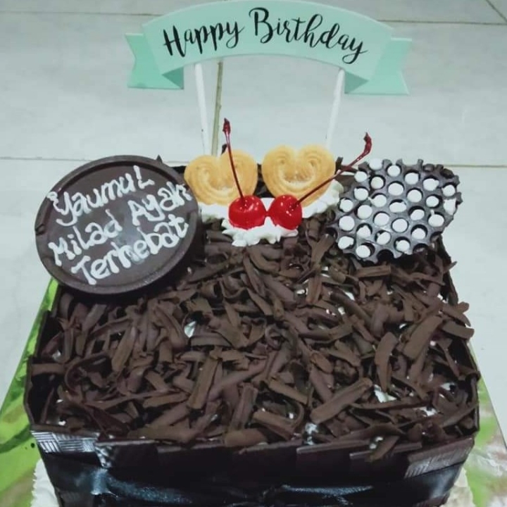 KUE TAR ULTAH 