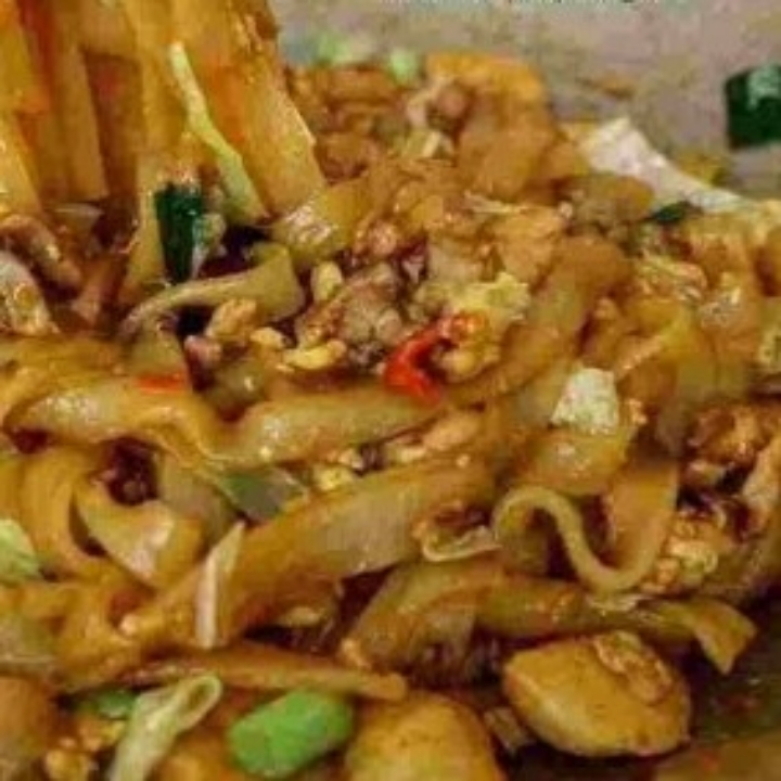 KWETIAU GORENG SPESIAL