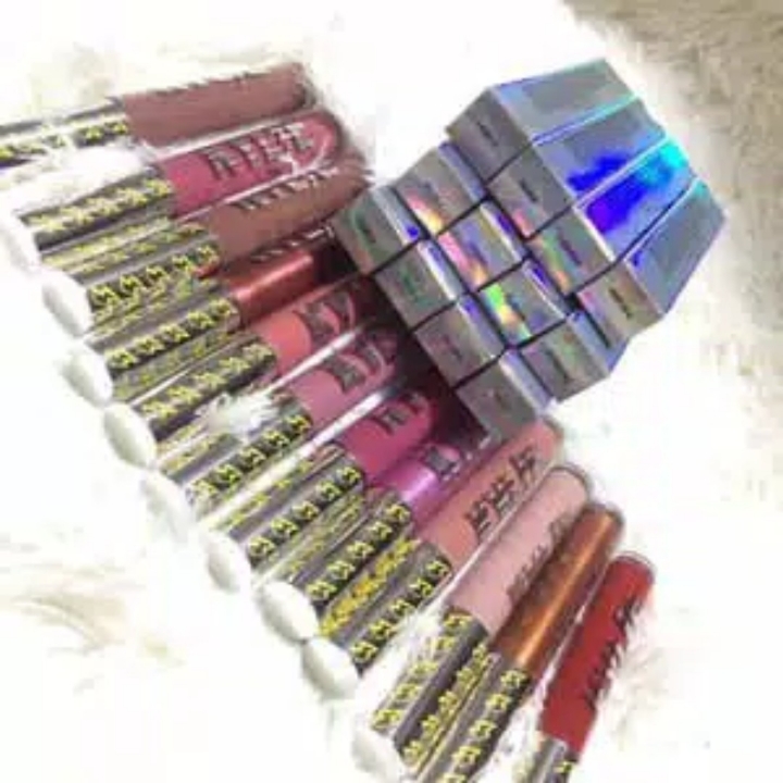 KYLIE LIP GLOSS NEW 