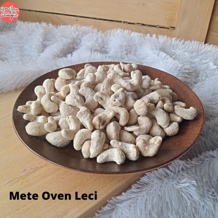 Kacang Mete Oven Leci