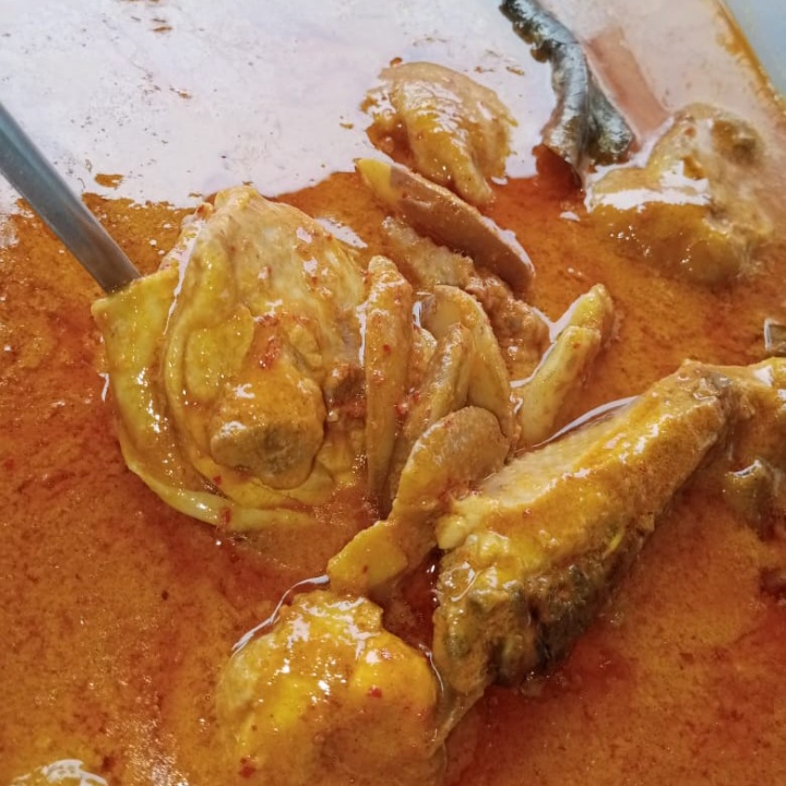 Kalio Ayam Campur Jengkol