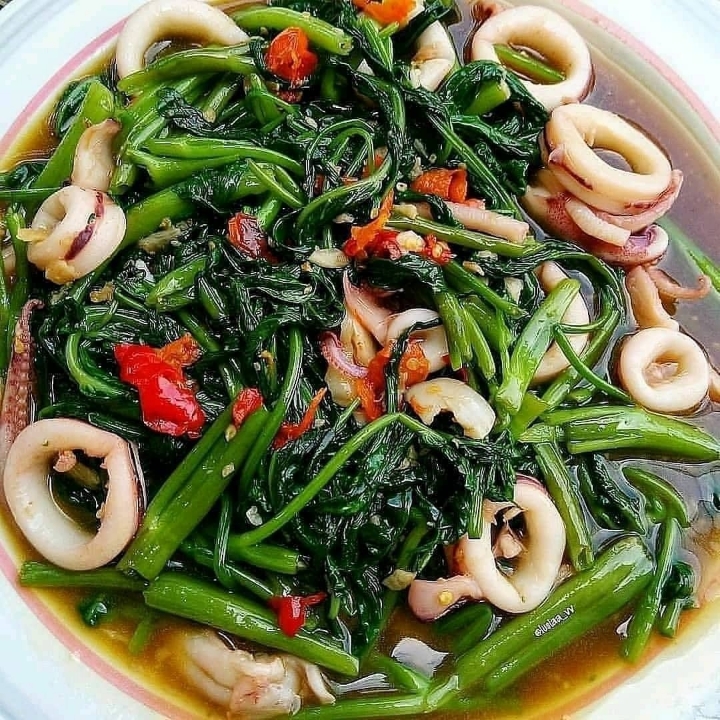 Kangkung Cumi