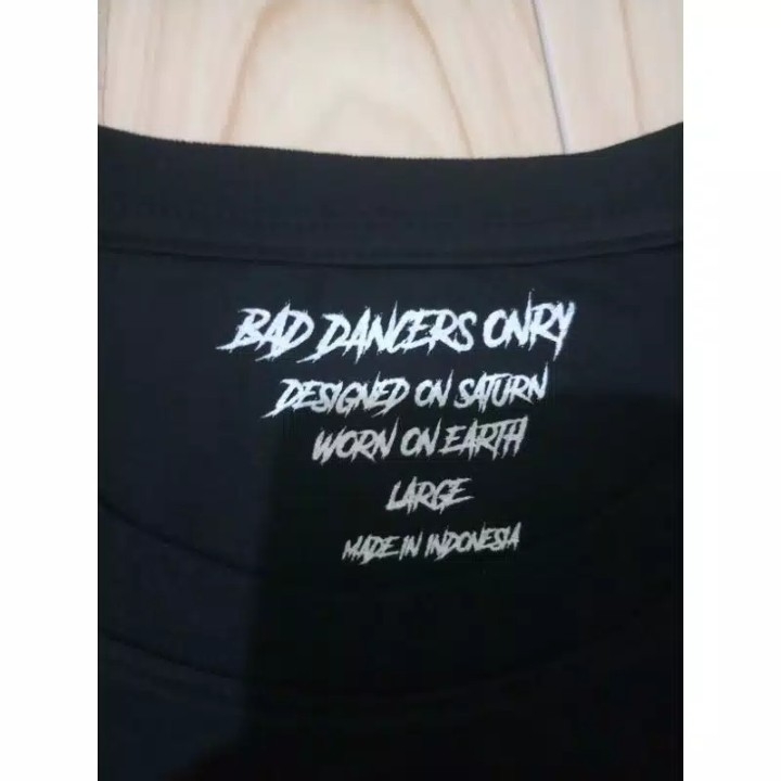 Kaos Bad Dancer Only 3