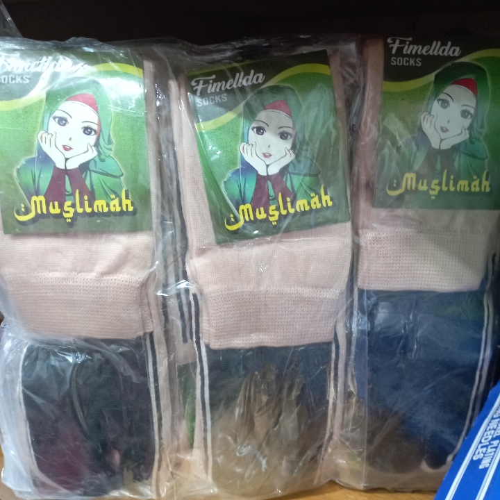 Kaos Kaki Panjang Muslimah