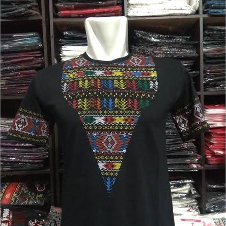 Kaos Motif Batik Batak