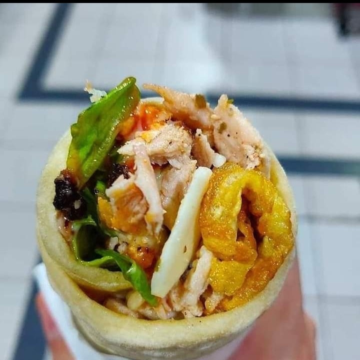 Kebab Sapi Topping Keju Roti Lavash Bakar