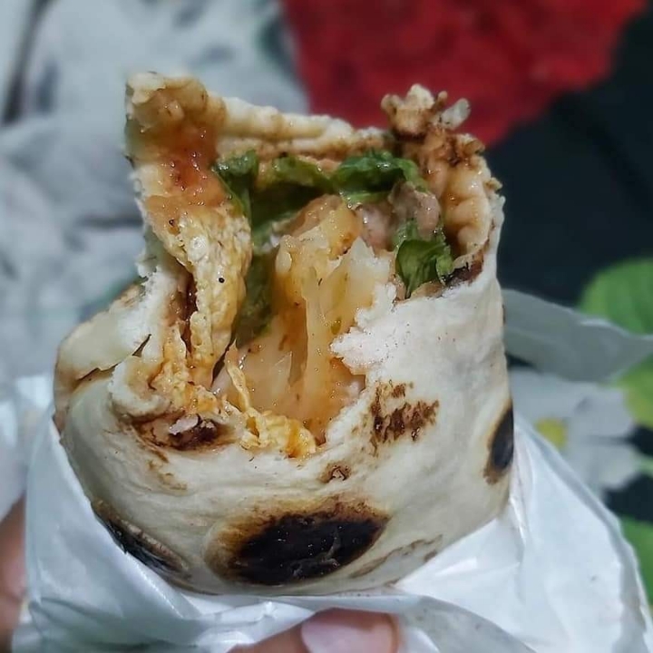 Kebab Sapi Topping Telur Lavash Bakar