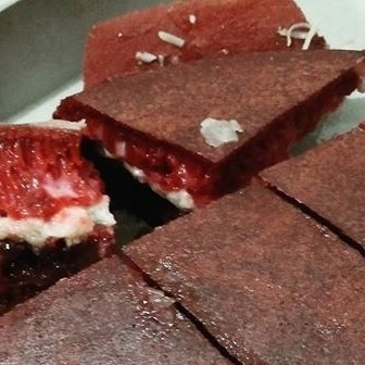 Keju Coklat Kacang Susu Red Velvet