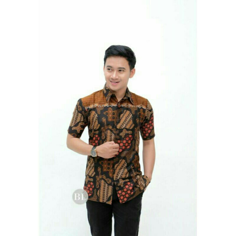 Kemeja Batik Lengan Pendek 4