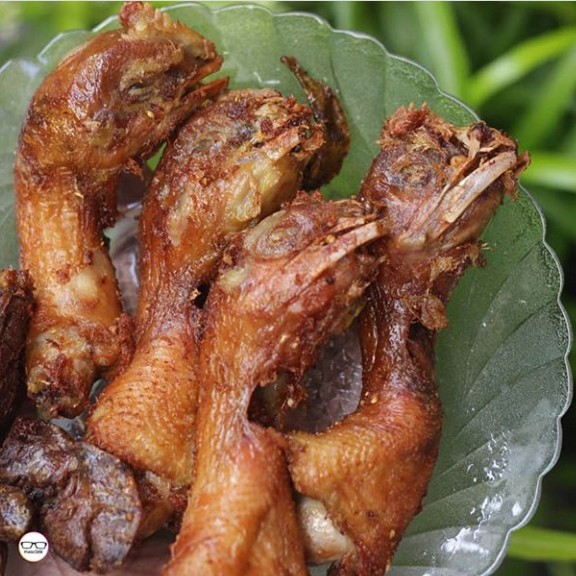 Kepala Ayam Goreng