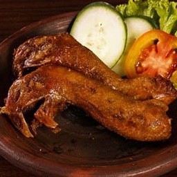 Kepala Ayam Goreng