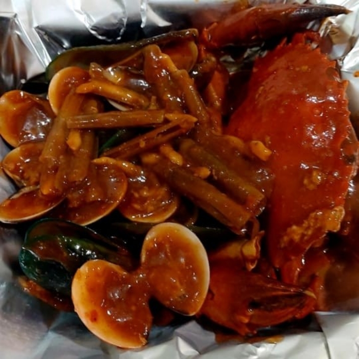 Kepiting Bertelur Mix Kerang