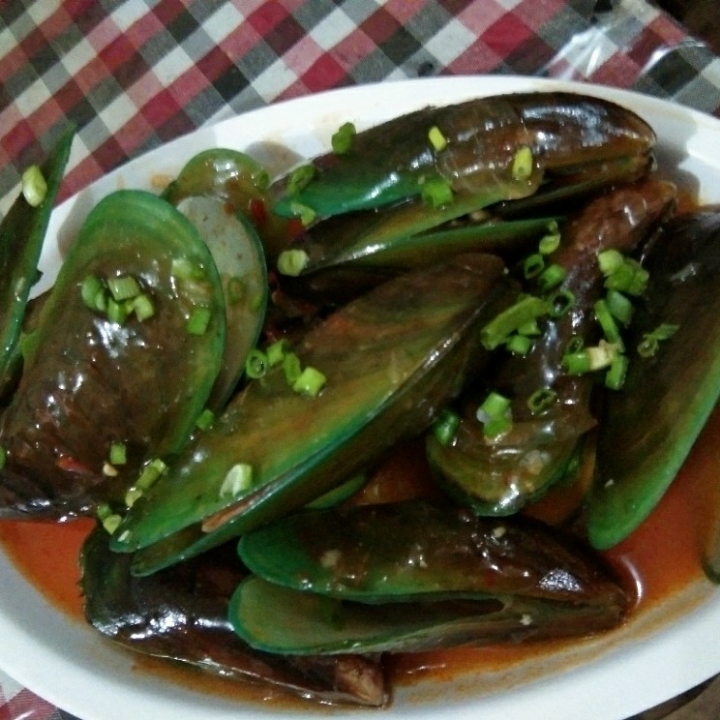 Kerang Hijau Saus Padang