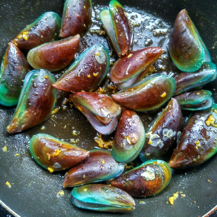 Kerang Ijo Goreng Mentega