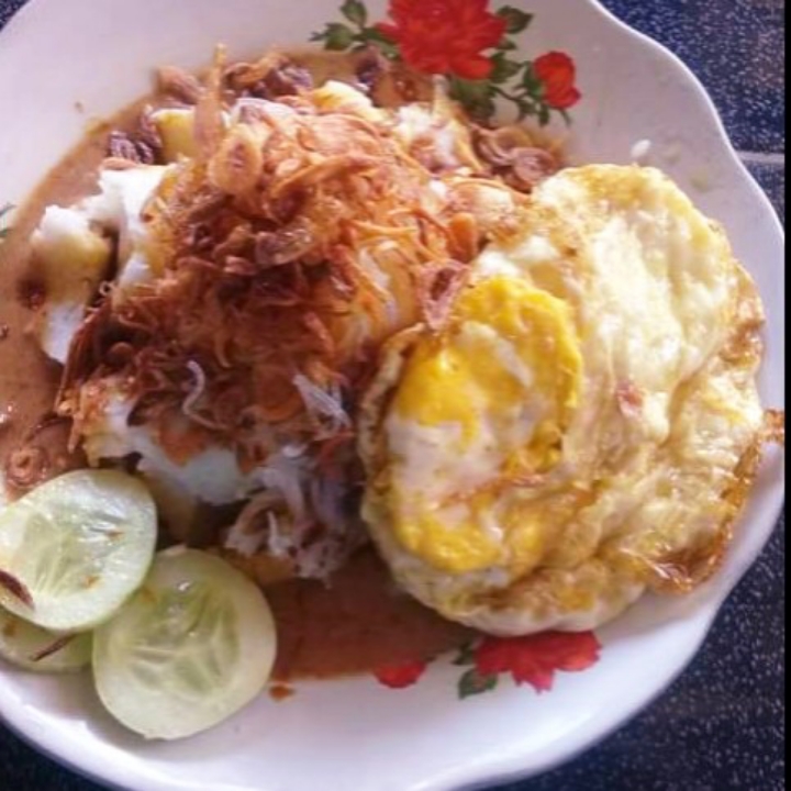 Ketoprak Telur Ceplok 