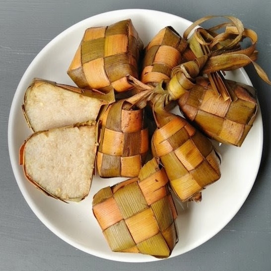 Ketupat Nasi Lontong