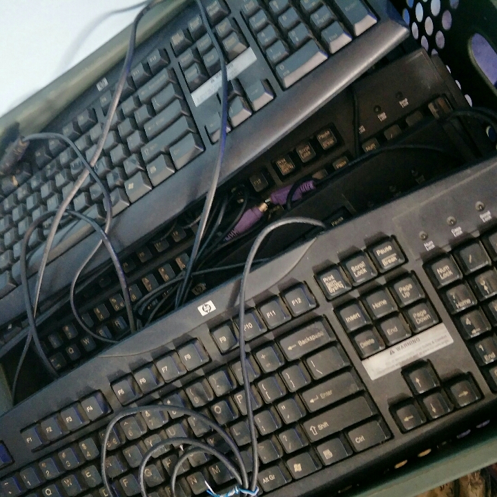 Keyboard Ori Cabutan Seken