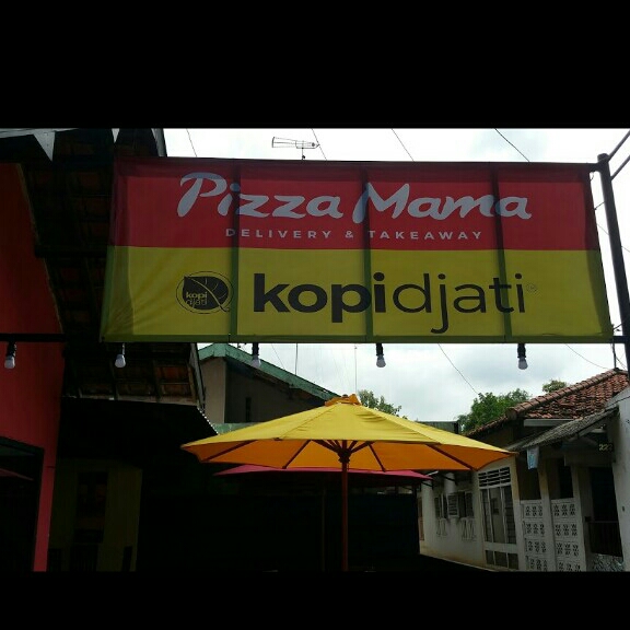 Kinan Pizza Mama