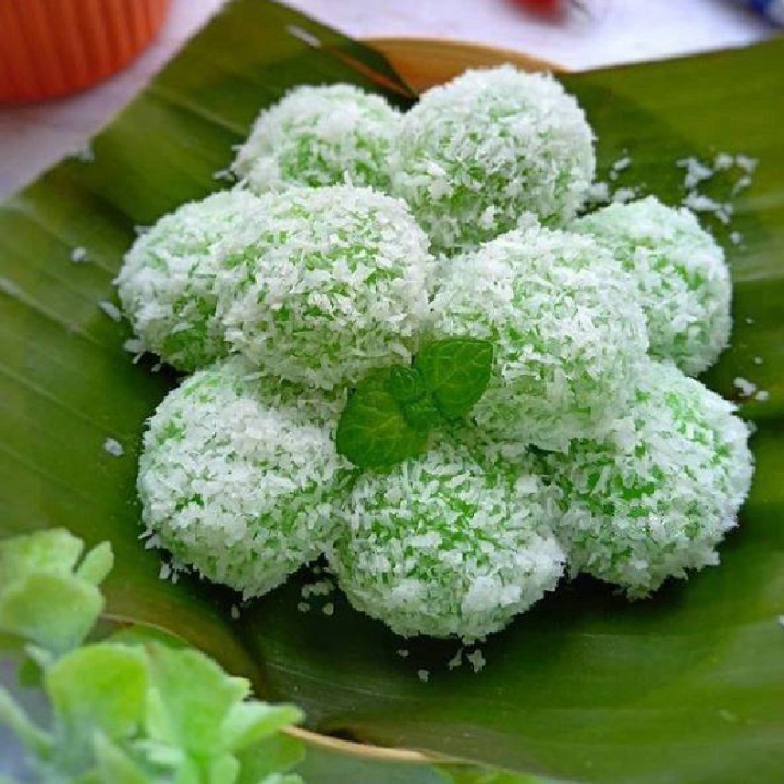 Klepon isi 10 biji