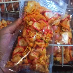 Krupuk seblak pedas Gelitik