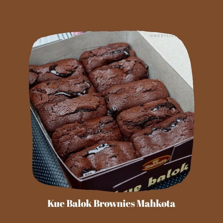 Kue Balok Brownies Mahkota 