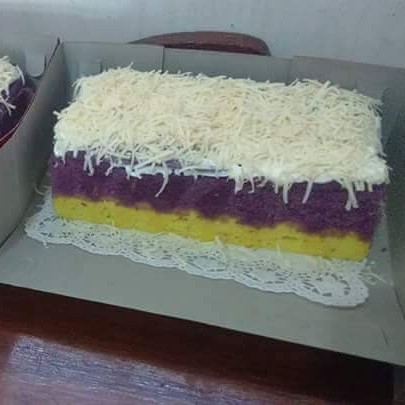 Kue Lapis Talas Bogor