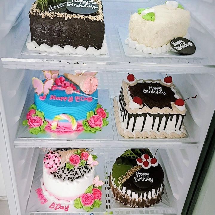 Kue Ulang Tahun Delisha Cakes