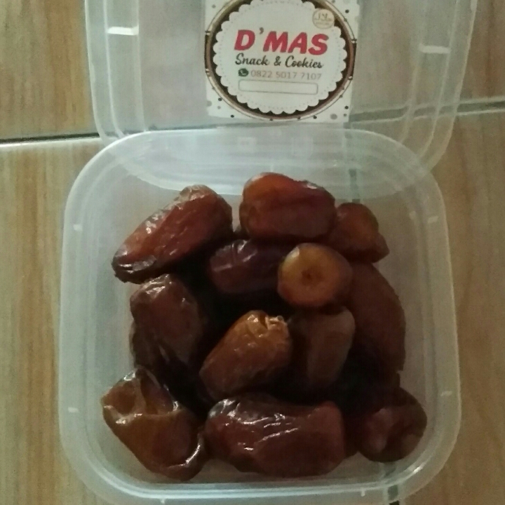 Kurma