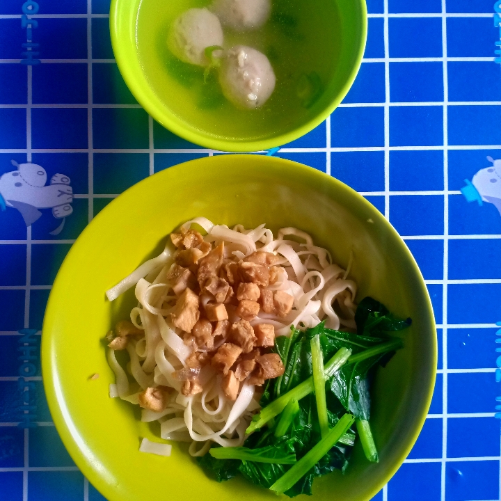 Kwetiau Ayam Bakso