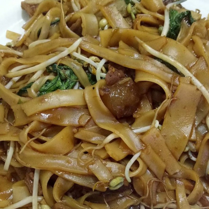 Kwetiau Goreng Ati Ampela