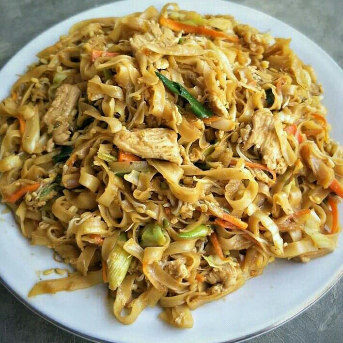 Kwetiau Goreng Ayam 