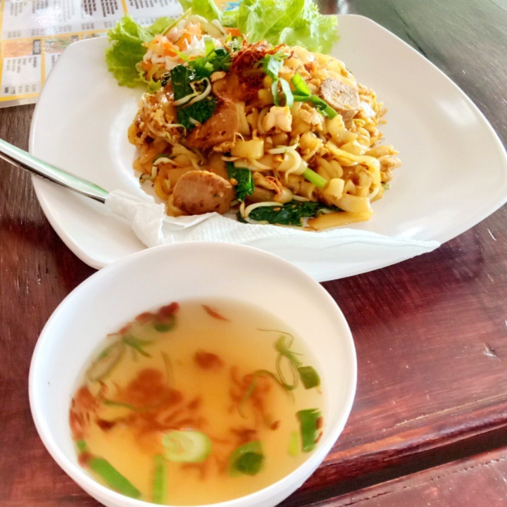 Kwetiau Goreng Ayam